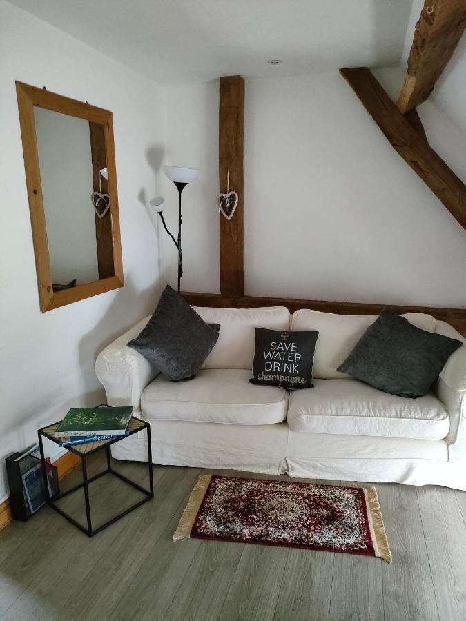 Apartamento Les Petits Champs Buais-les-Monts Exterior foto