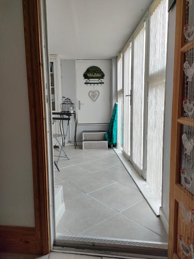 Apartamento Les Petits Champs Buais-les-Monts Exterior foto